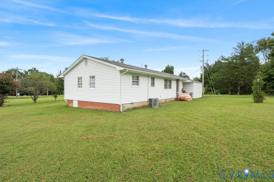 1048 Old Buckingham Rd