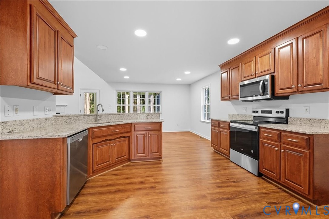 3346 Pineacre Dr