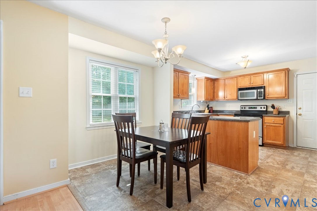 15907 Twisted Cedar Dr