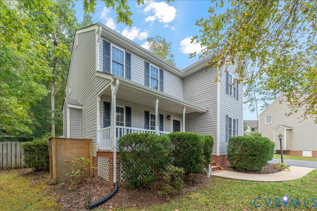 15907 Twisted Cedar Dr
