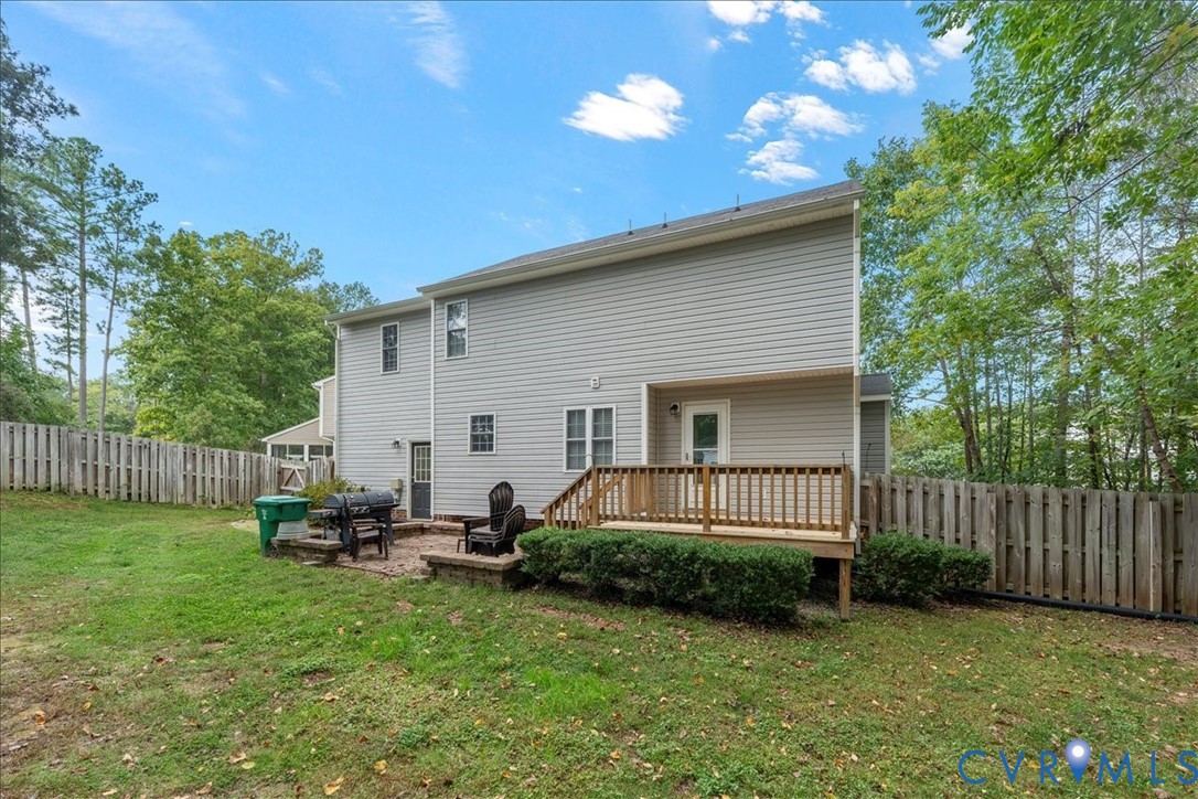 15907 Twisted Cedar Dr