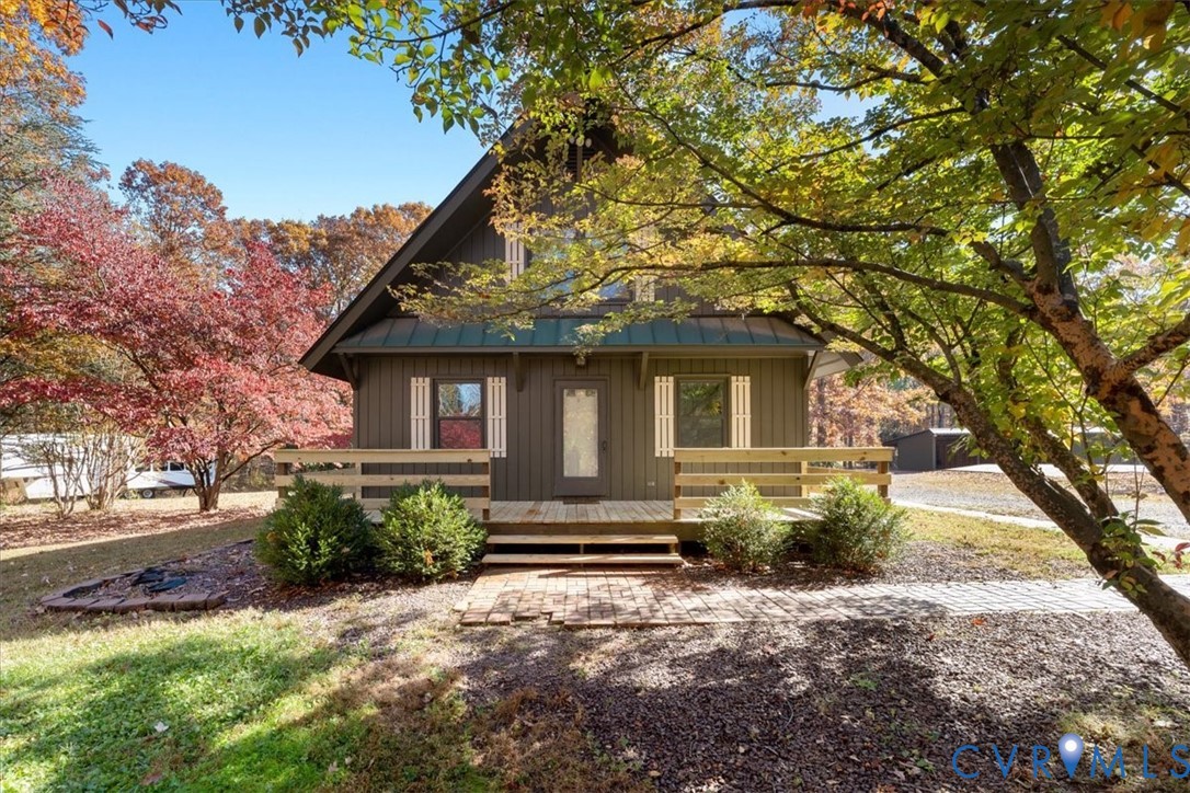362 Stonewall Rd