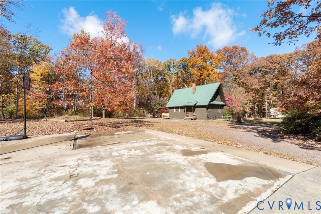 362 Stonewall Rd
