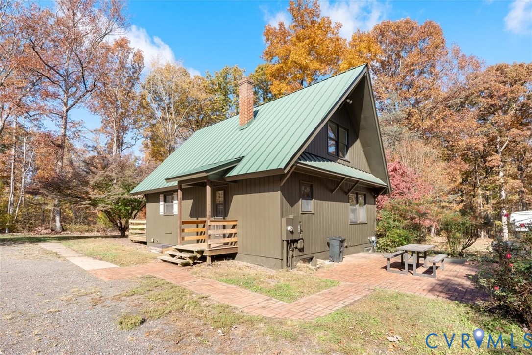 362 Stonewall Rd