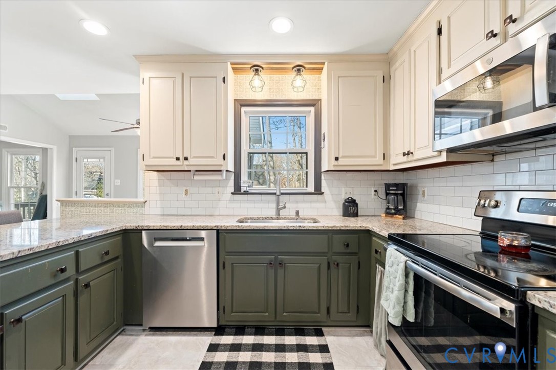 12402 Beauridge Ct