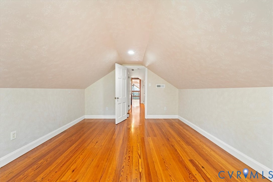 1208 Manteo Rd