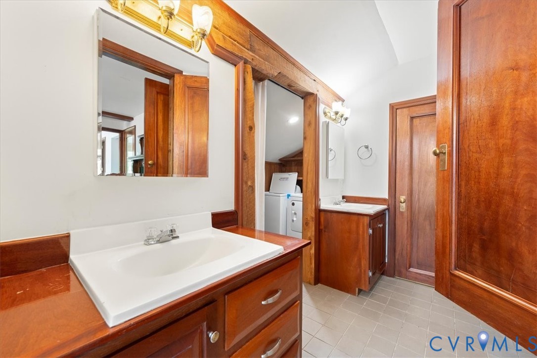 1208 Manteo Rd