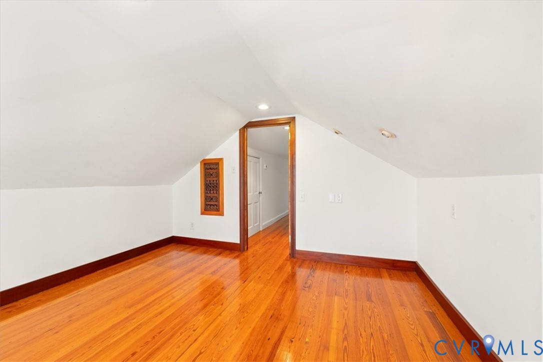 1208 Manteo Rd