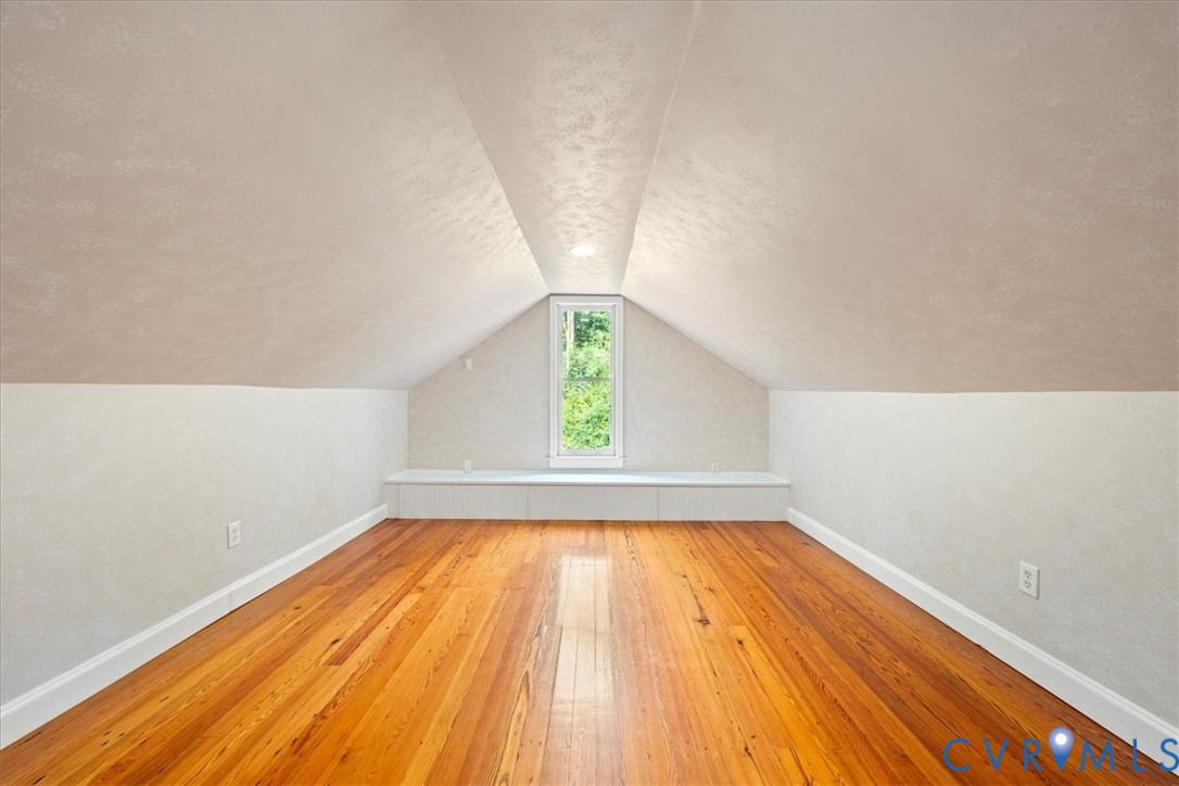 1208 Manteo Rd