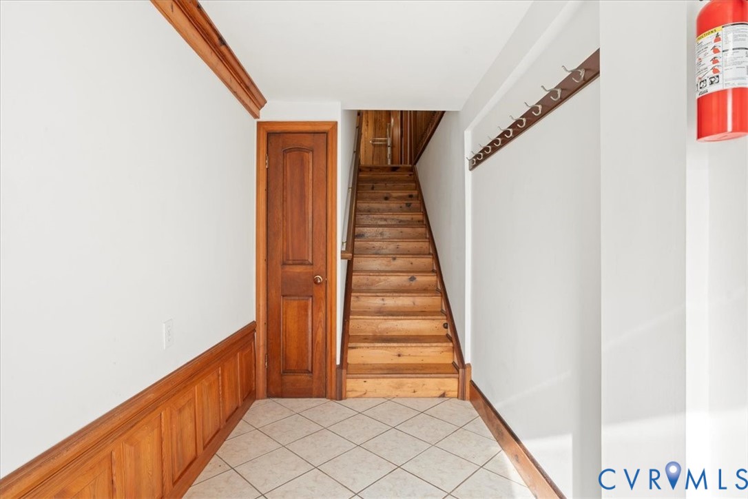 1208 Manteo Rd