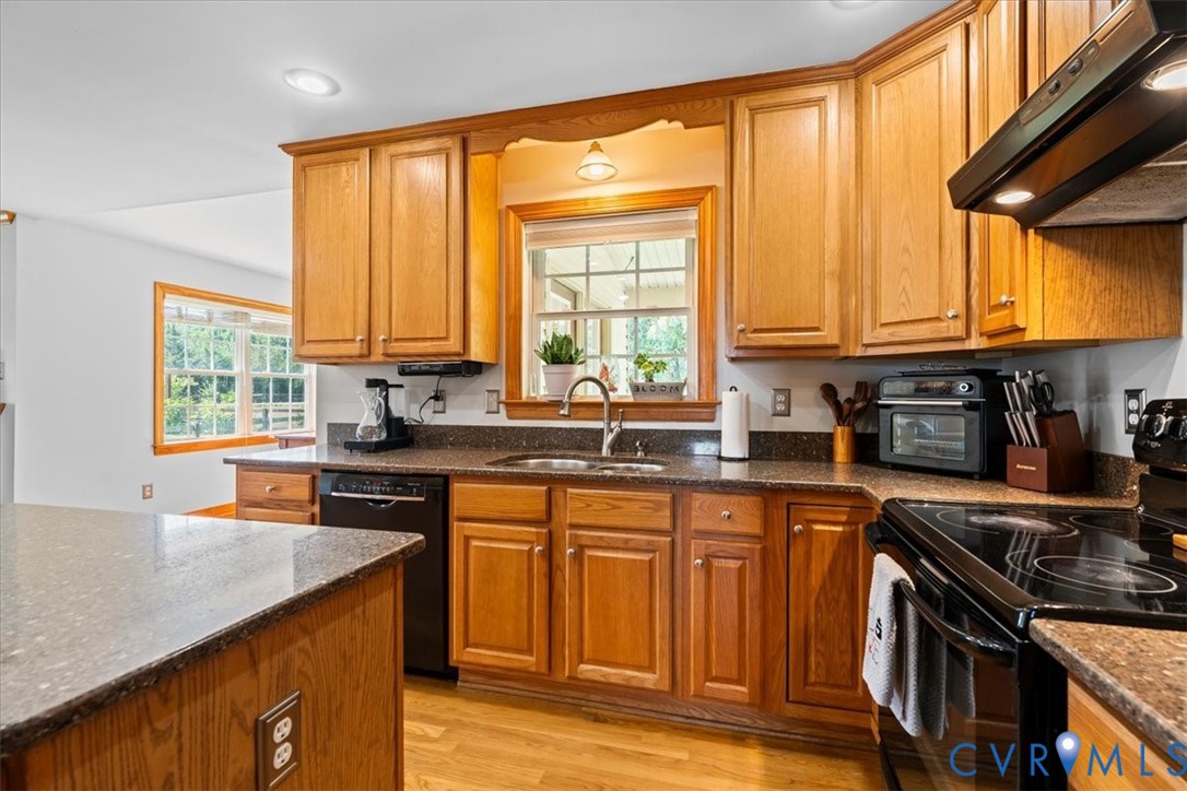 3137 Trenholm Rd