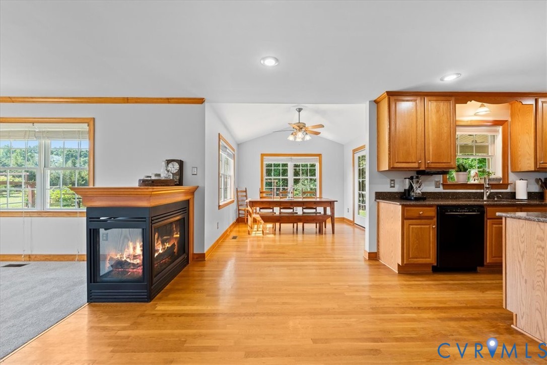 3137 Trenholm Rd