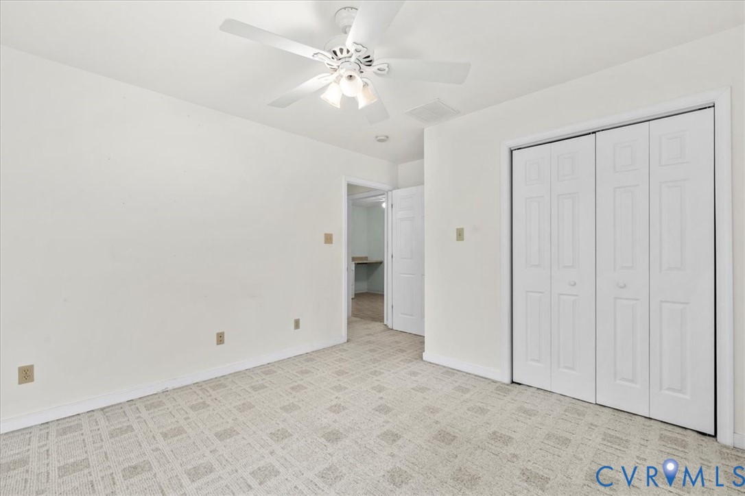 2924 Warfield Ridge Ter