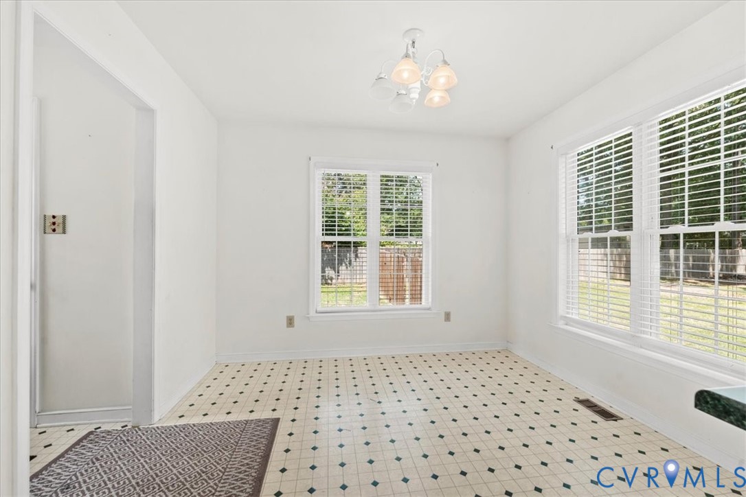 2924 Warfield Ridge Ter