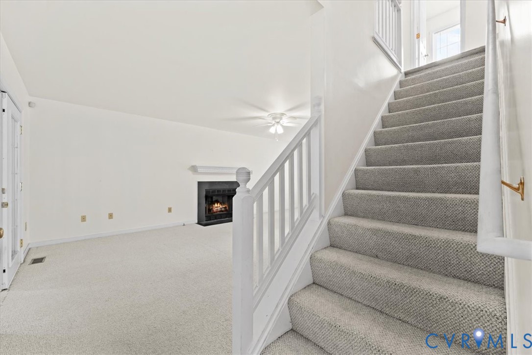 2924 Warfield Ridge Ter
