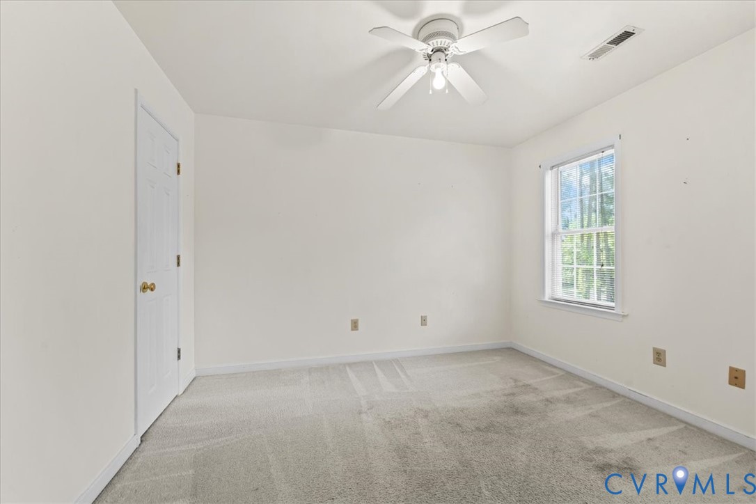 2924 Warfield Ridge Ter