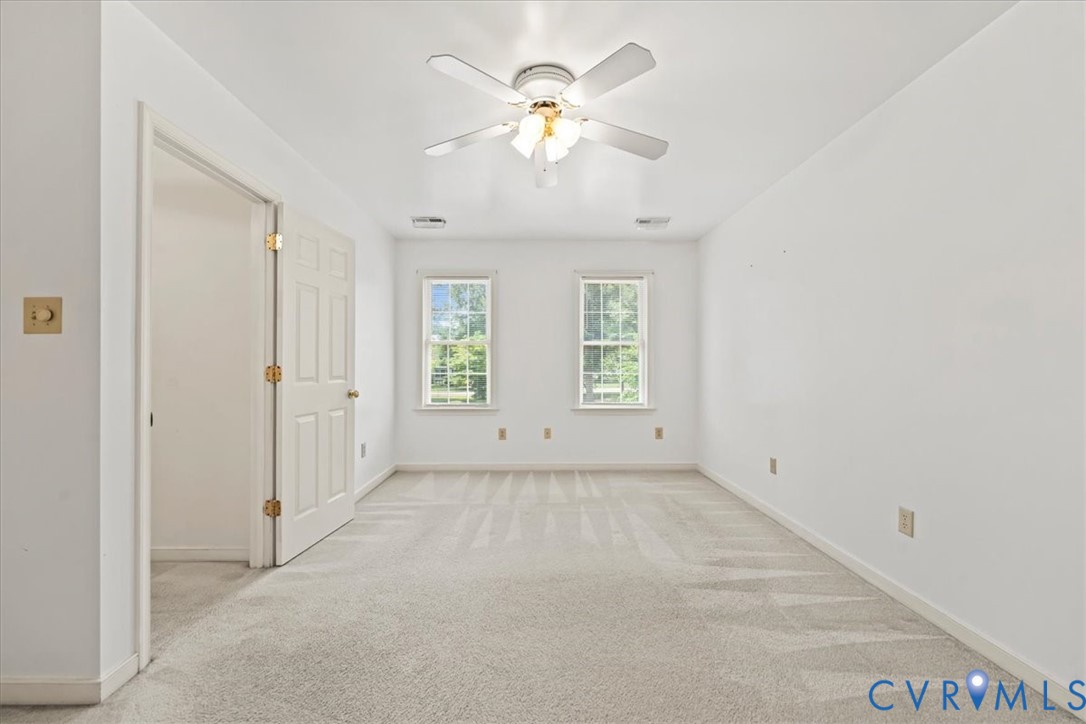 2924 Warfield Ridge Ter