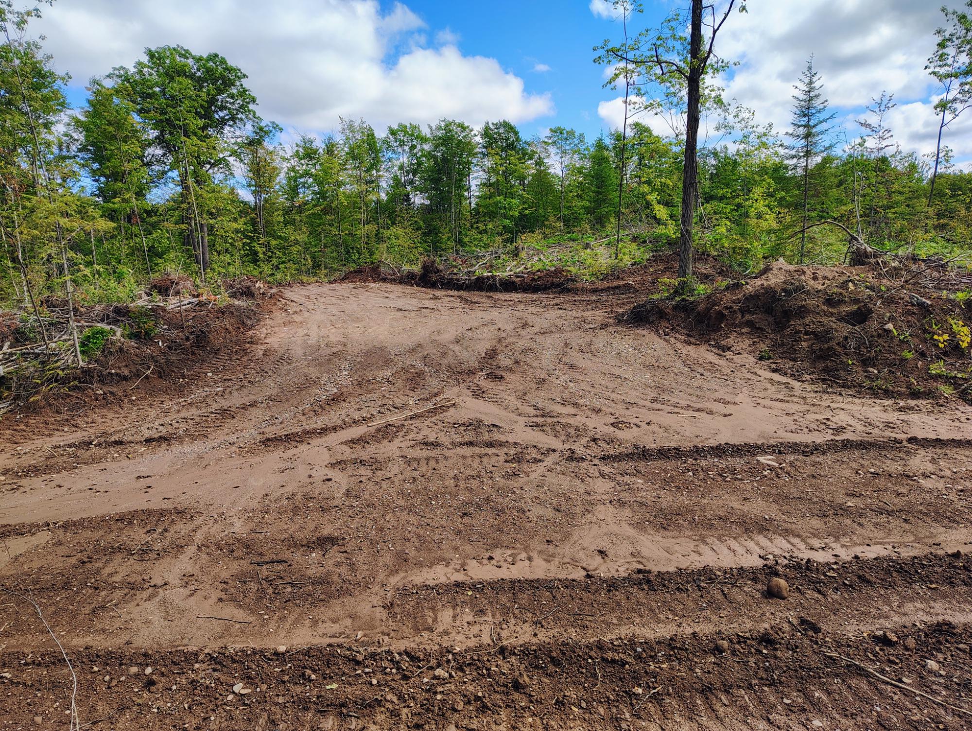 ON KORNSTEAD RD 80± acre