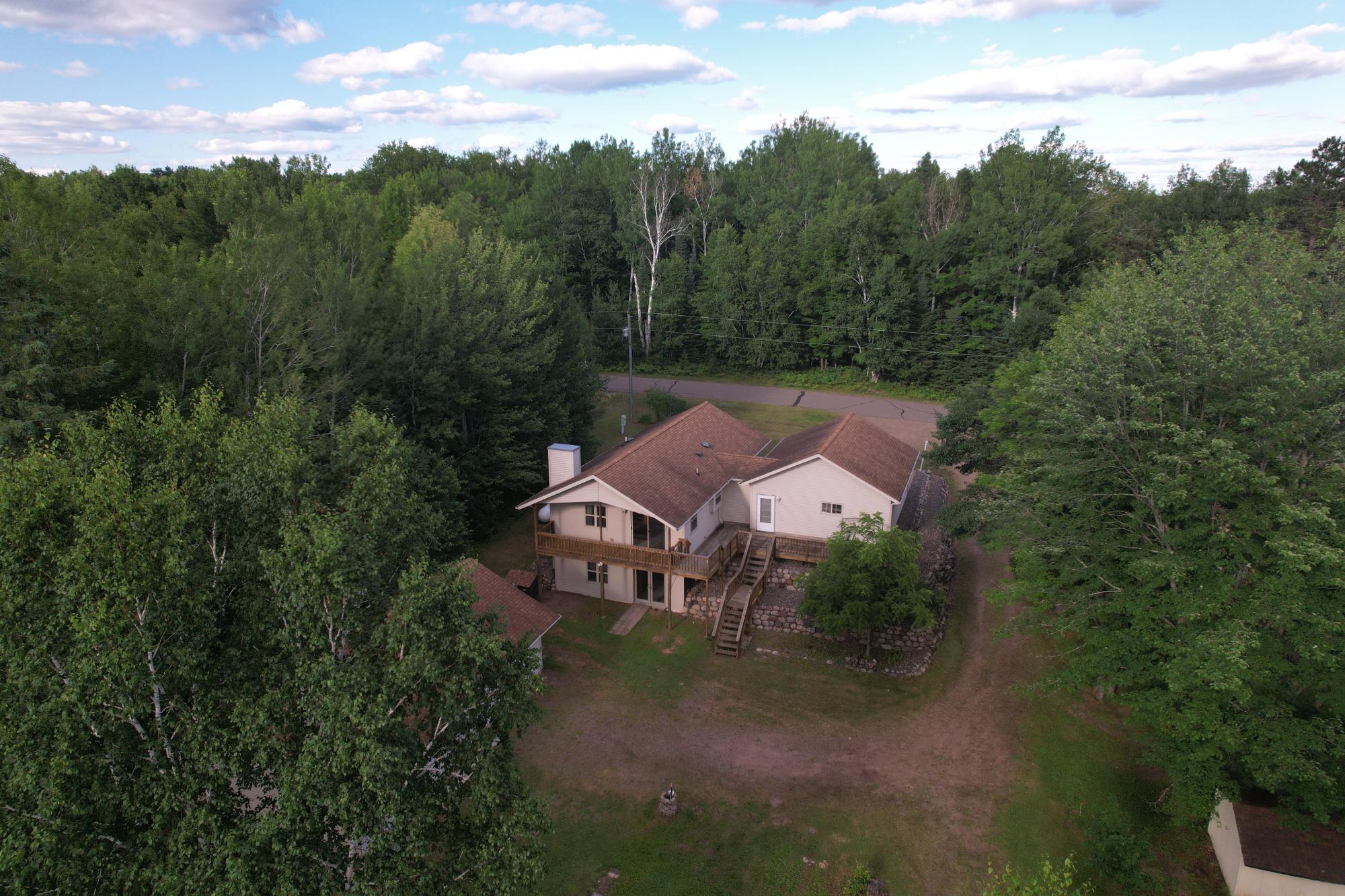 N9882 WOODLAND LN
