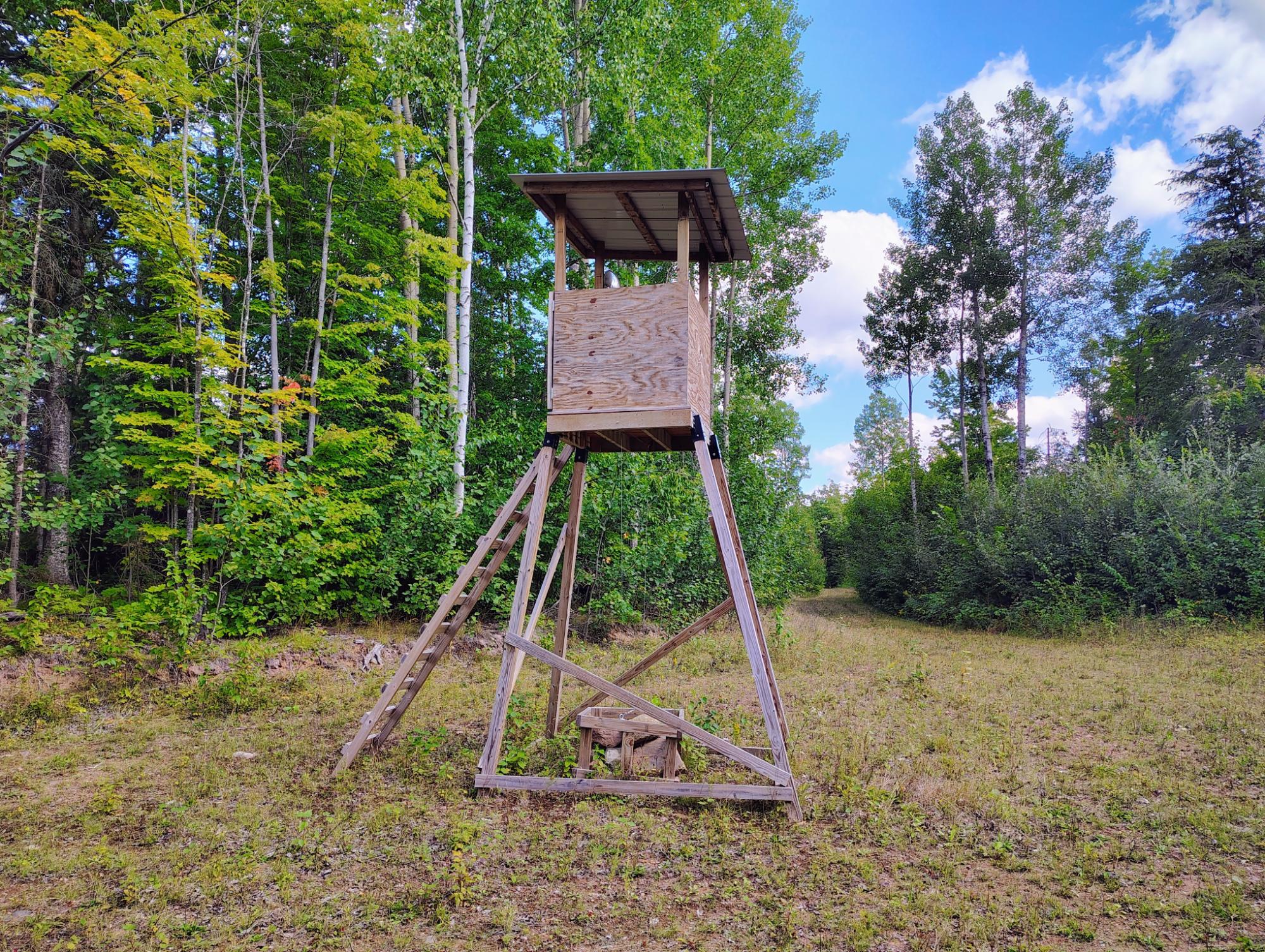 ON LONG LAKE RD 159.93 ac