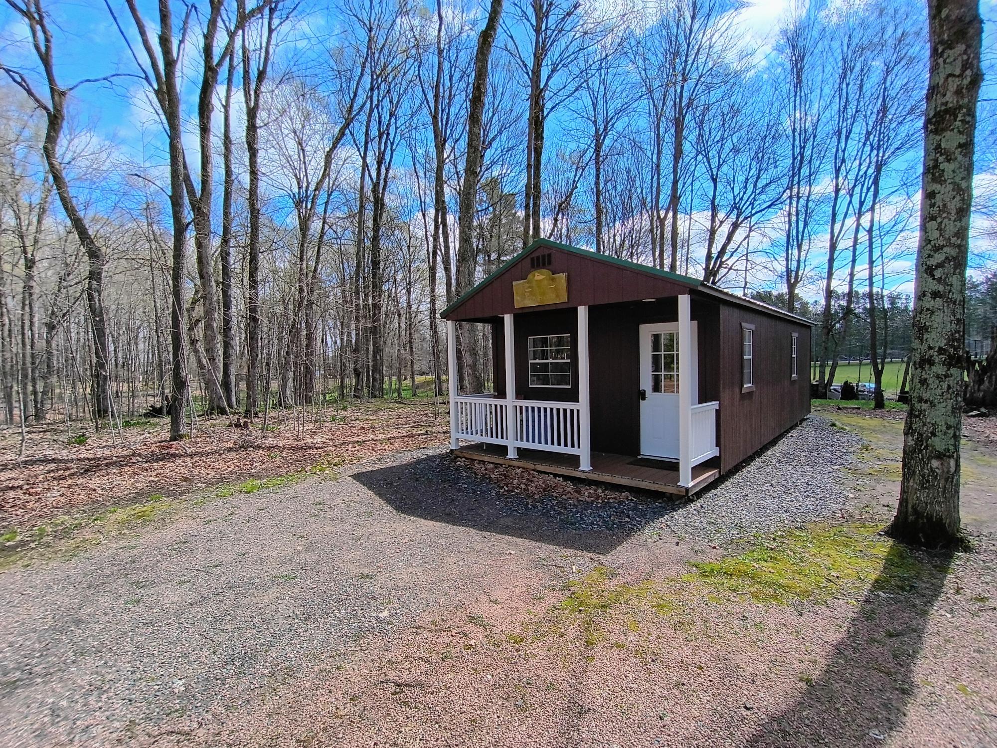 N16517 LAKESHORE DR