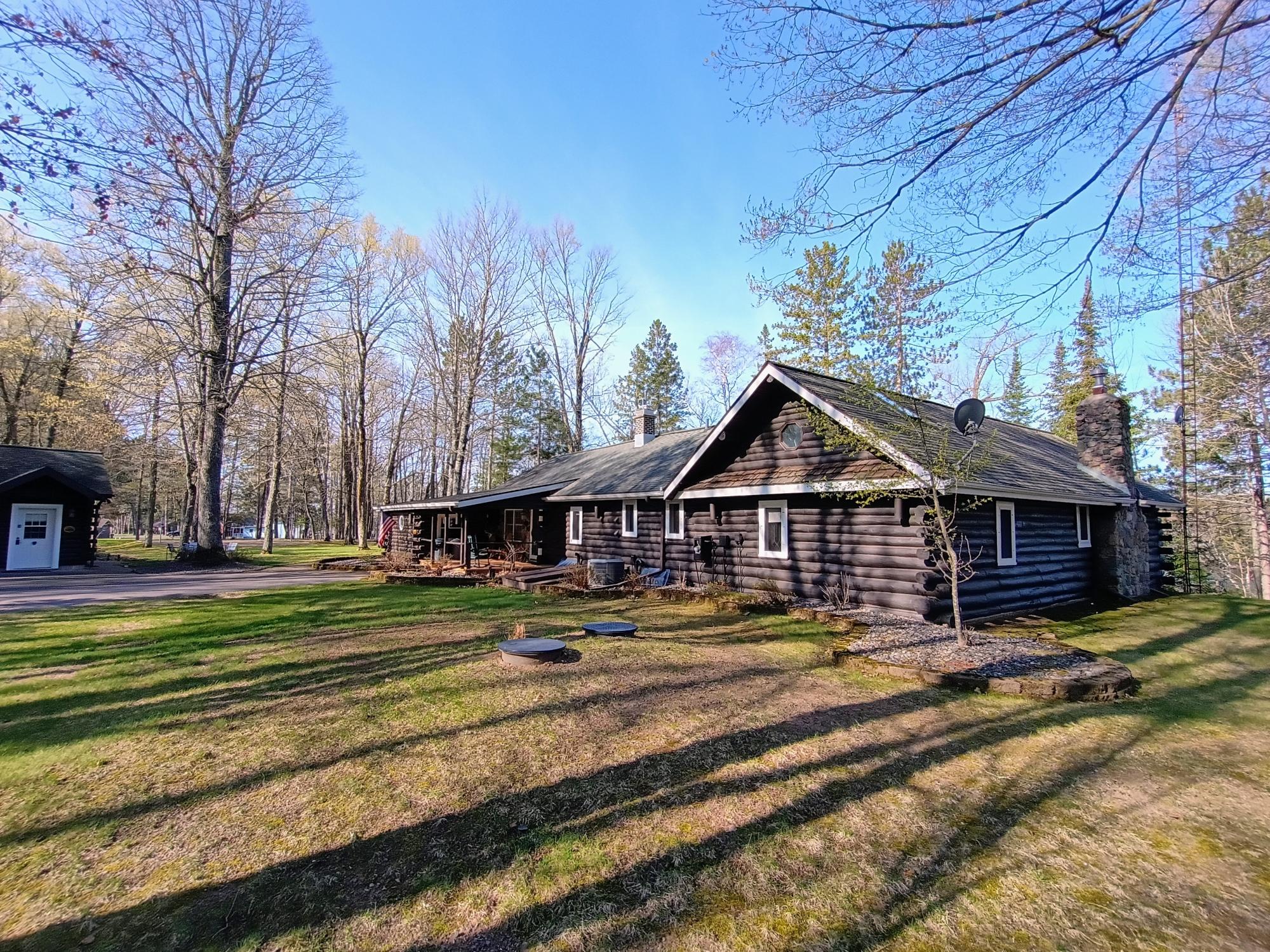 N16517 LAKESHORE DR