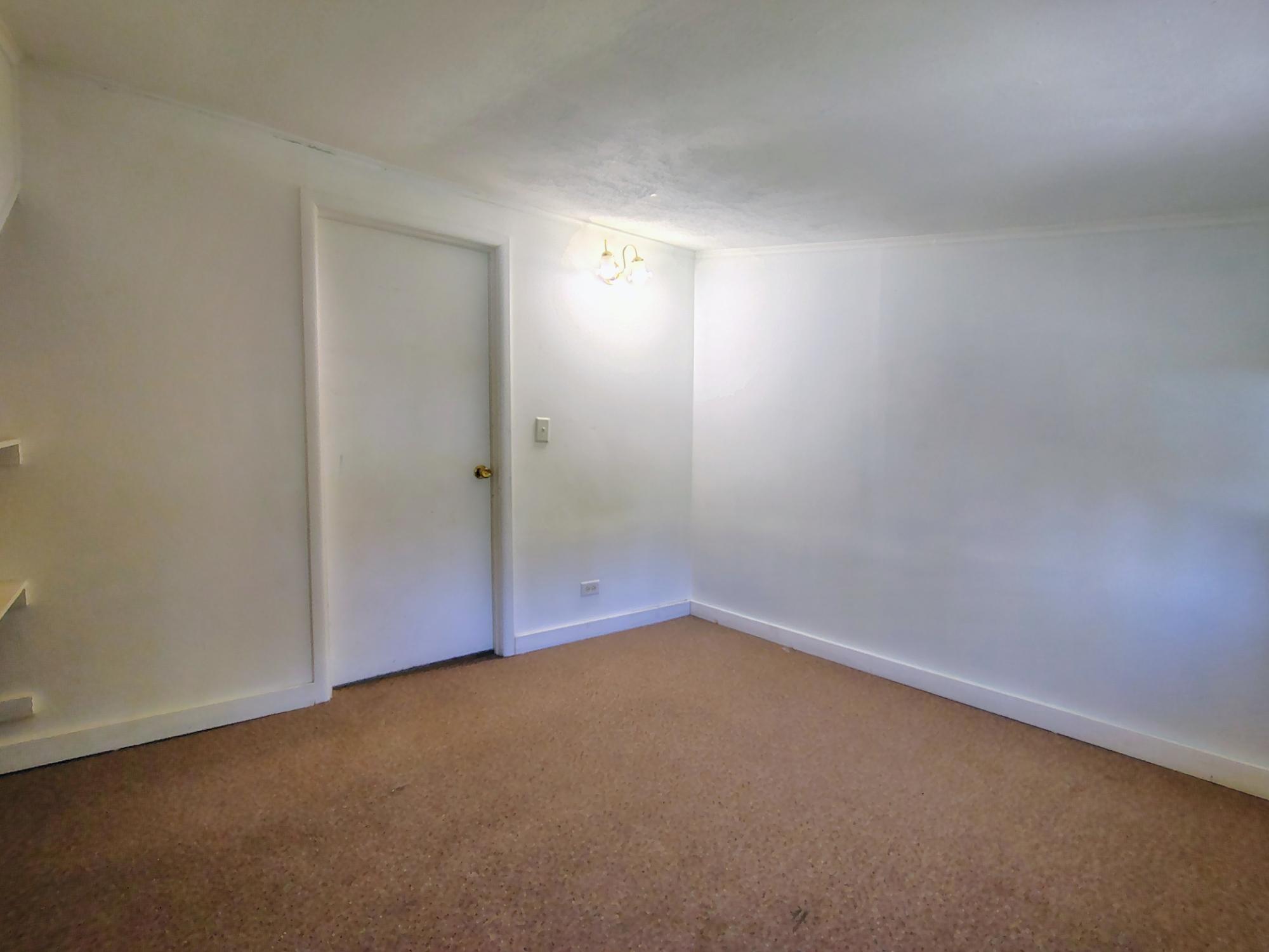 312 MAPLE ST