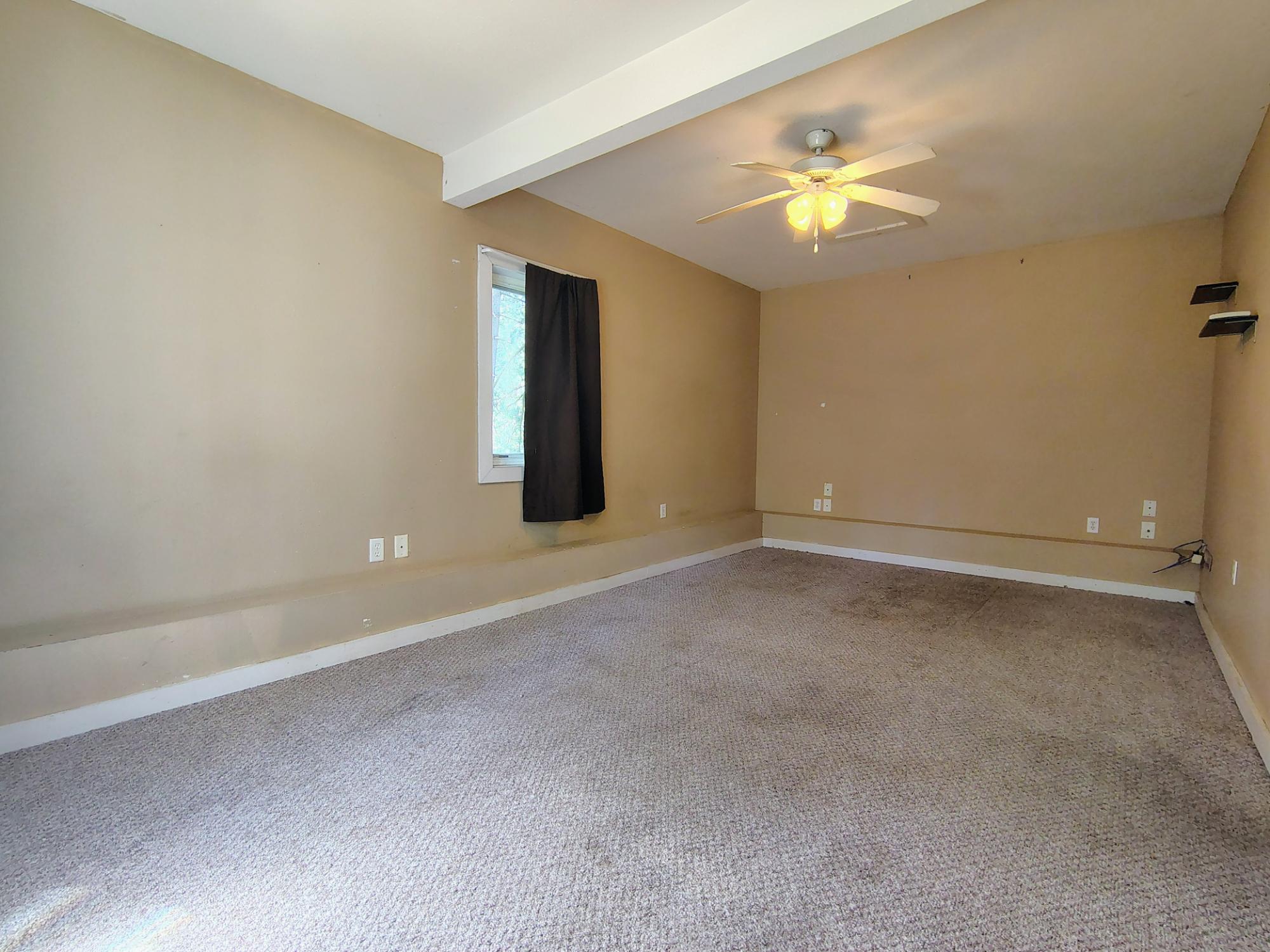 312 MAPLE ST