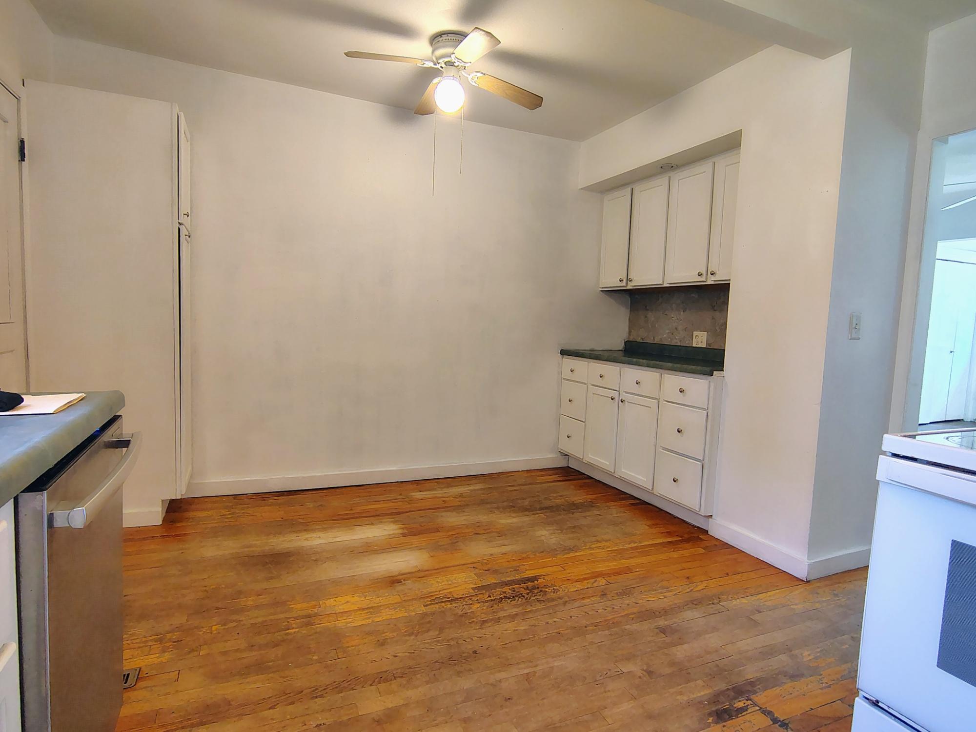 312 MAPLE ST
