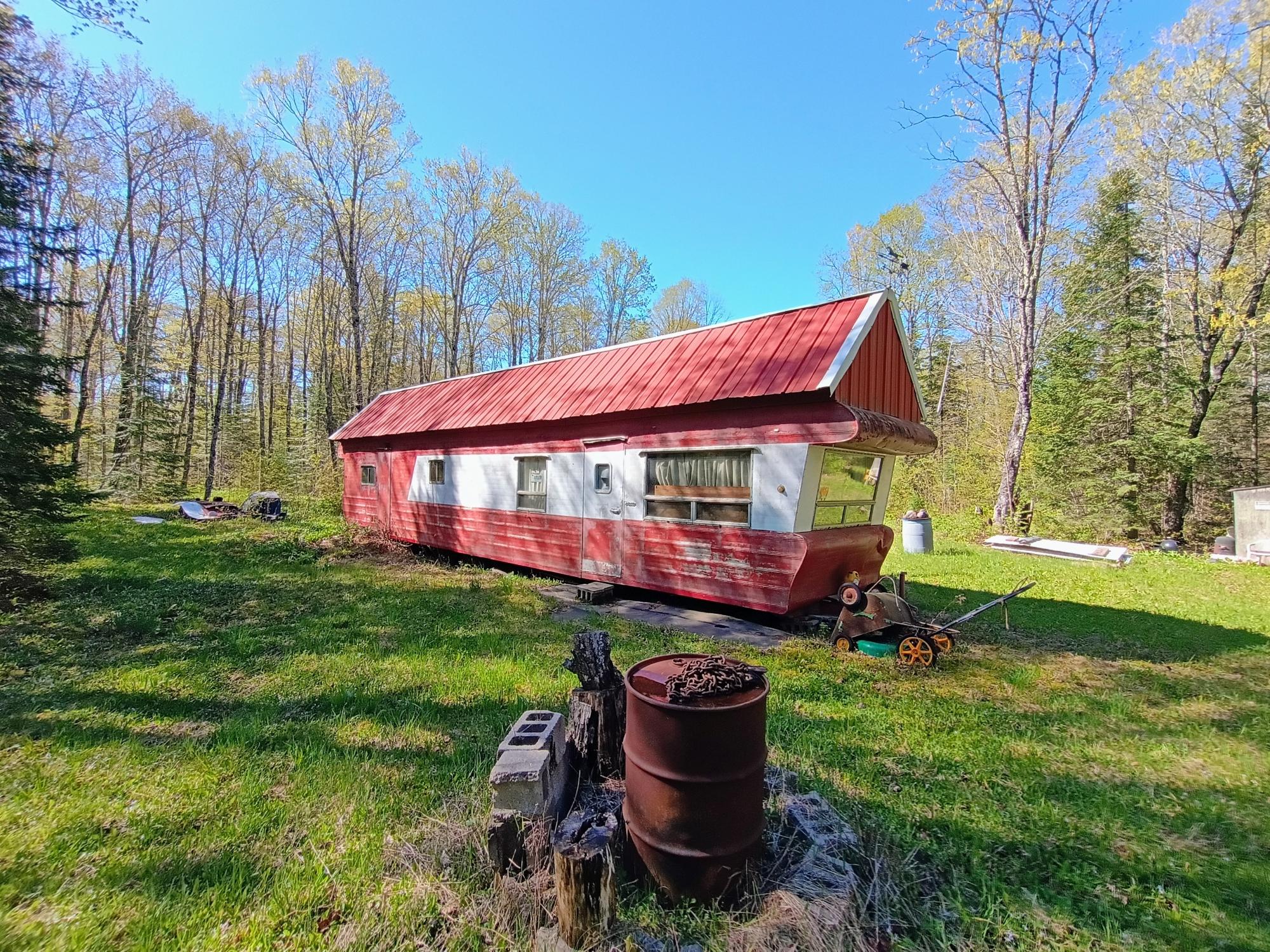 40 AC ON NIG REIN RD +/- 40 ac