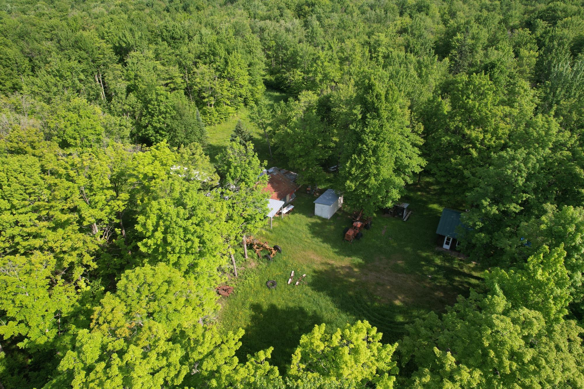 W6786 SILVER CREEK RD