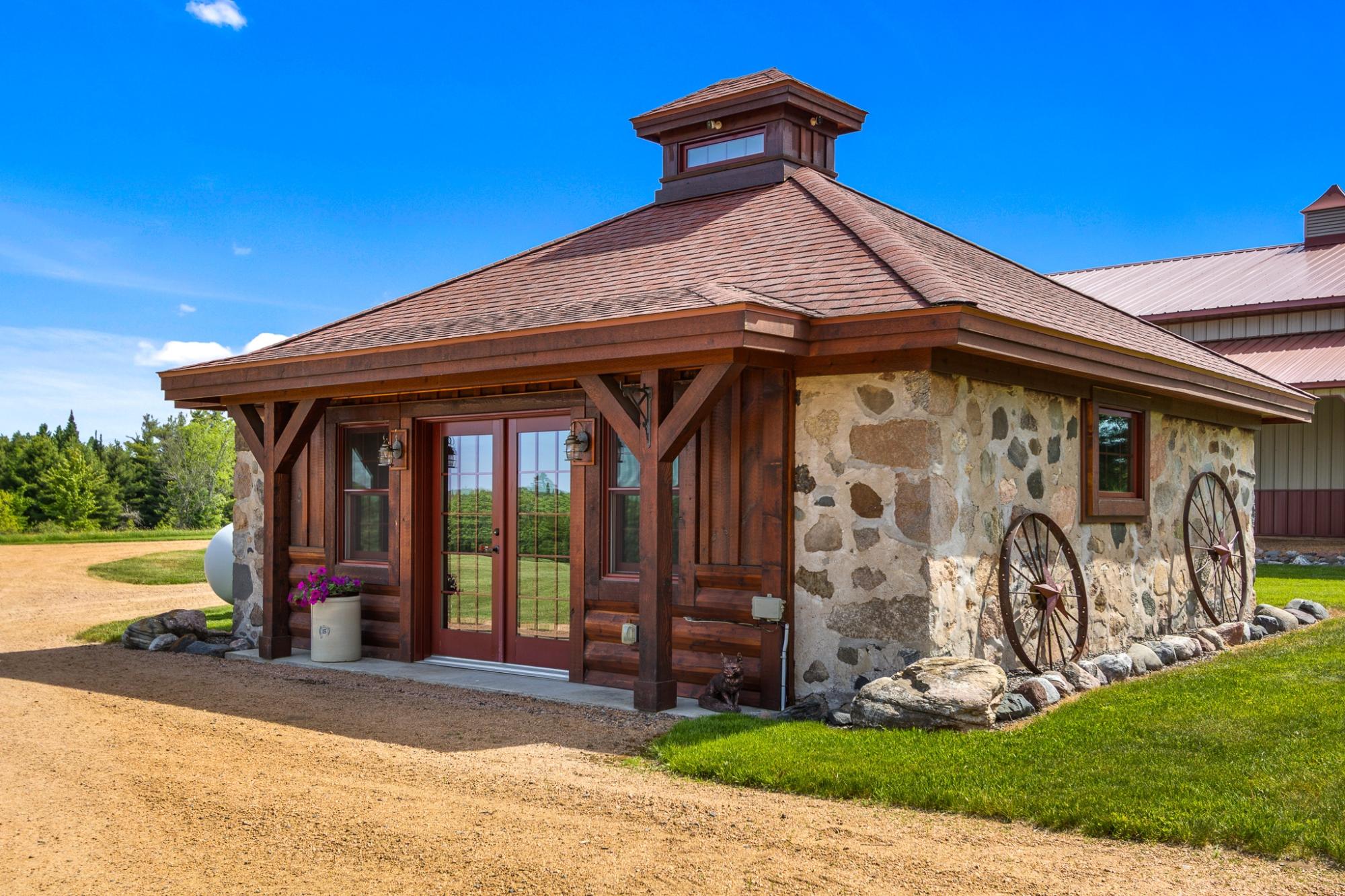 76248 BEAR LAKE RD