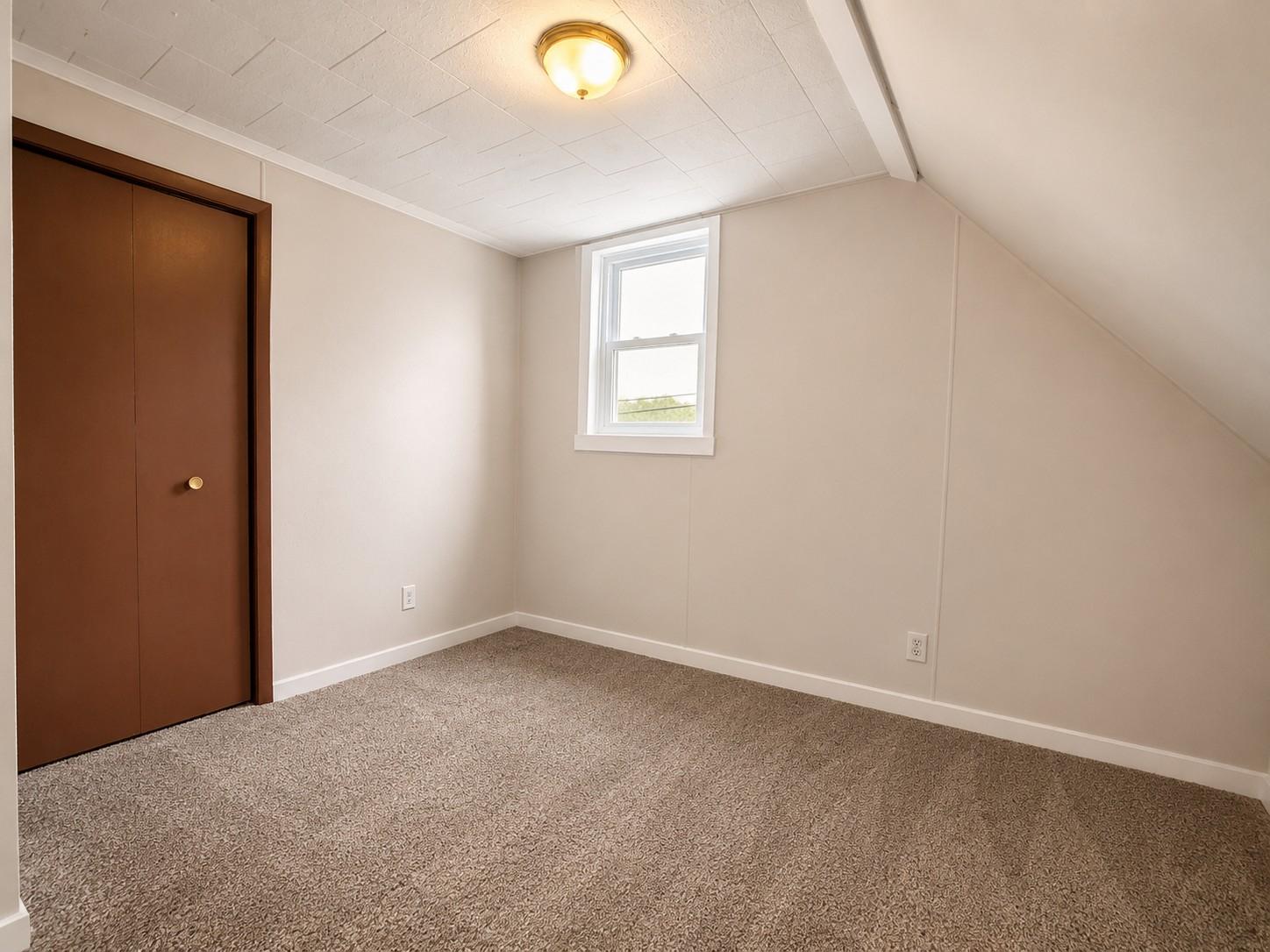 249 5TH AVE