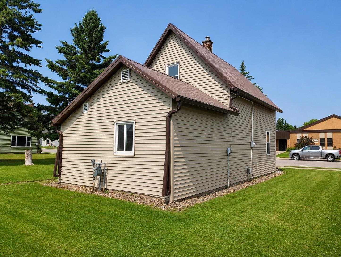 249 5TH AVE
