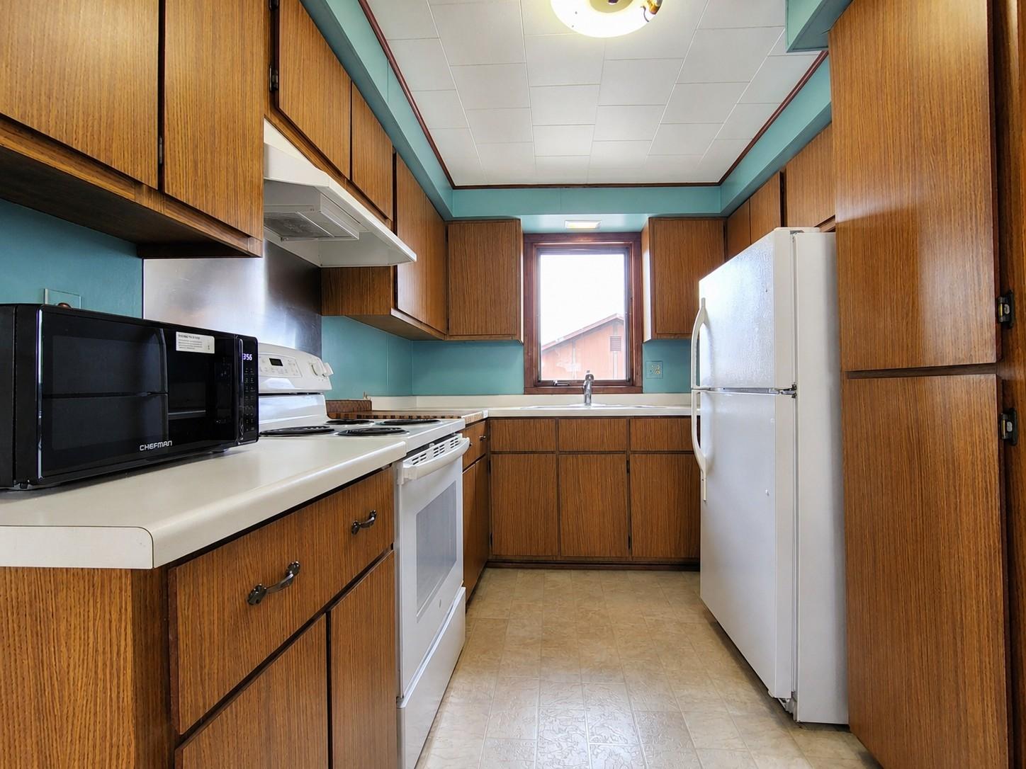 971 S 7TH AVE
