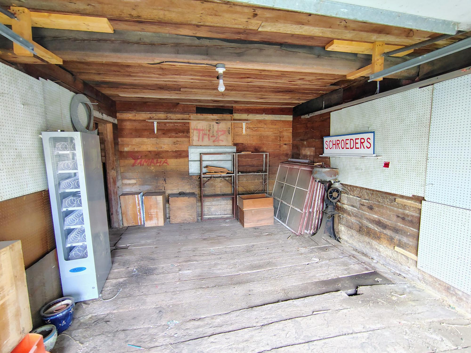 130 W 1ST ST