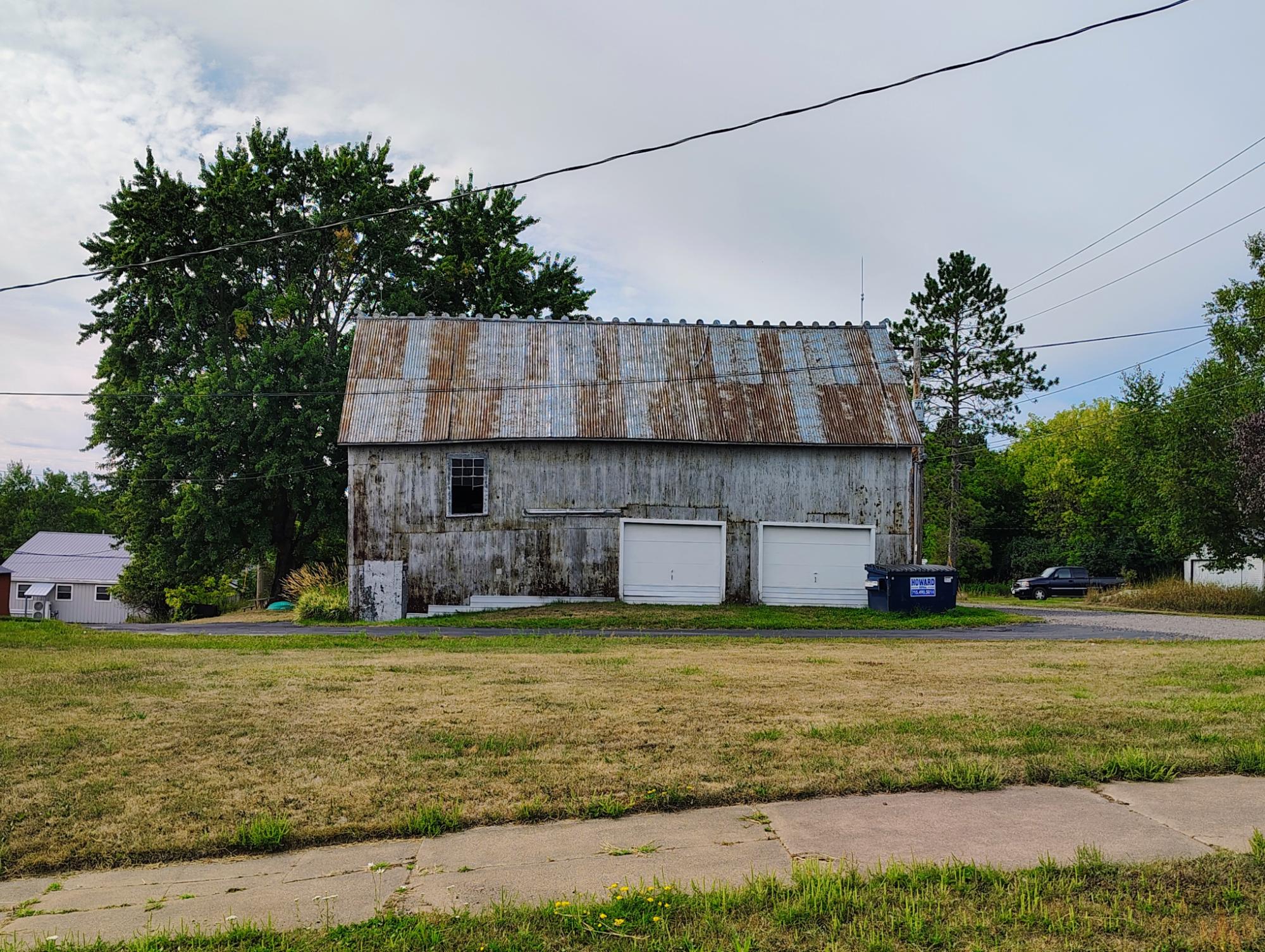 130 W 1ST ST