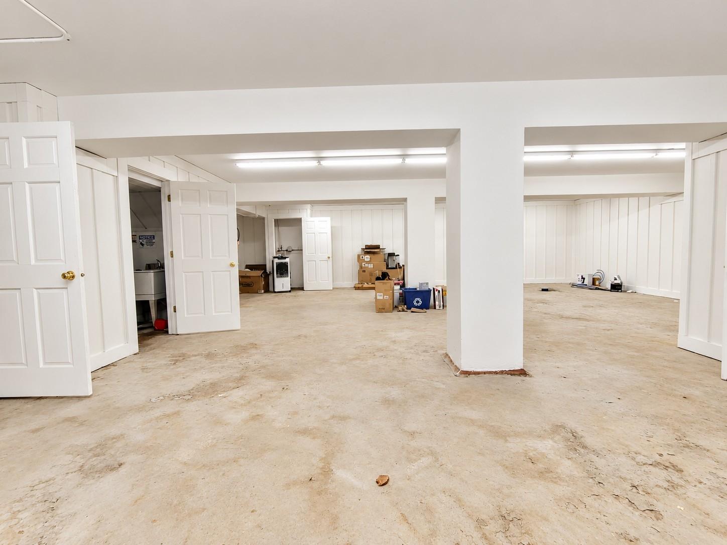 399 DIVISION ST