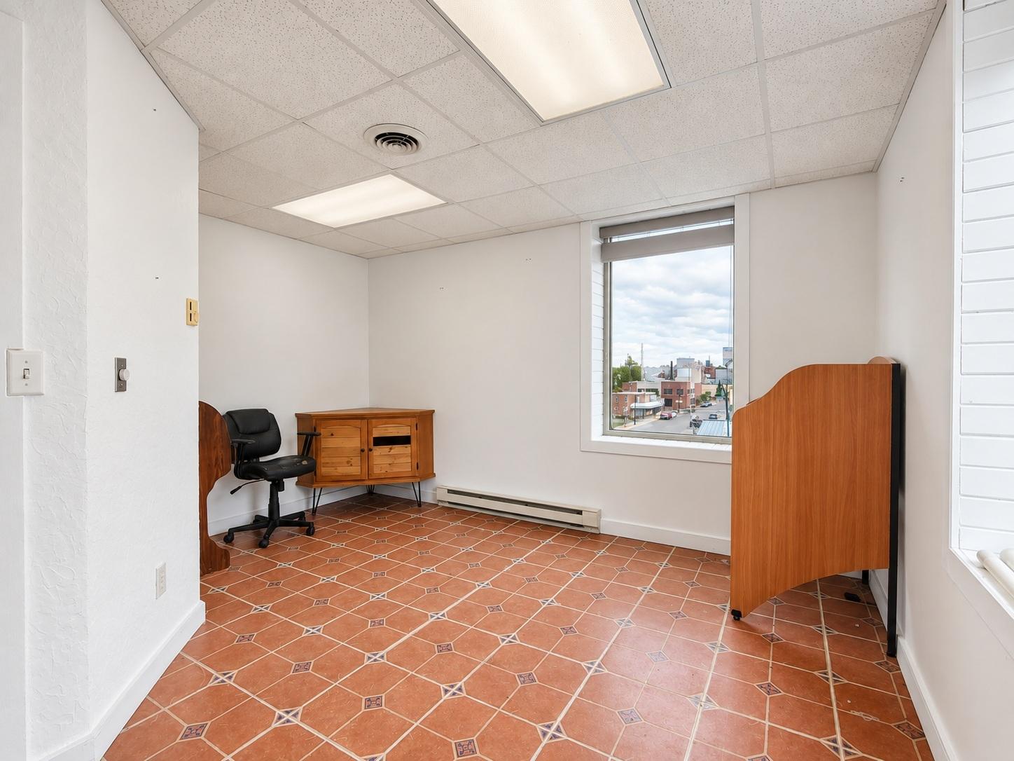 399 DIVISION ST