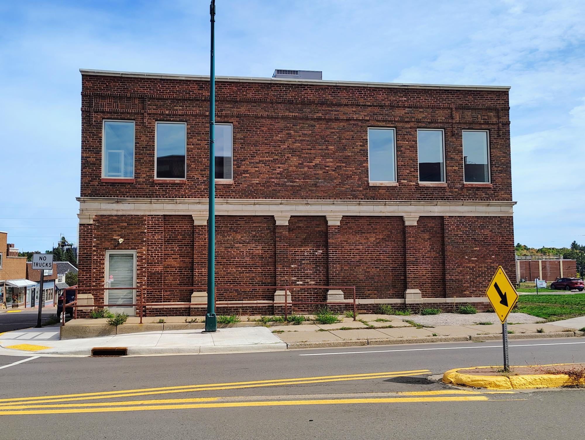 399 DIVISION ST