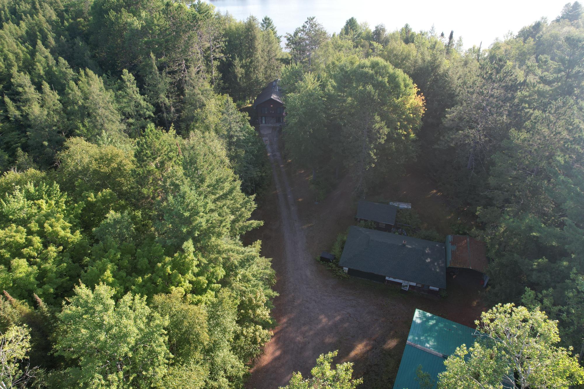 3740 W BEARSKULL RD