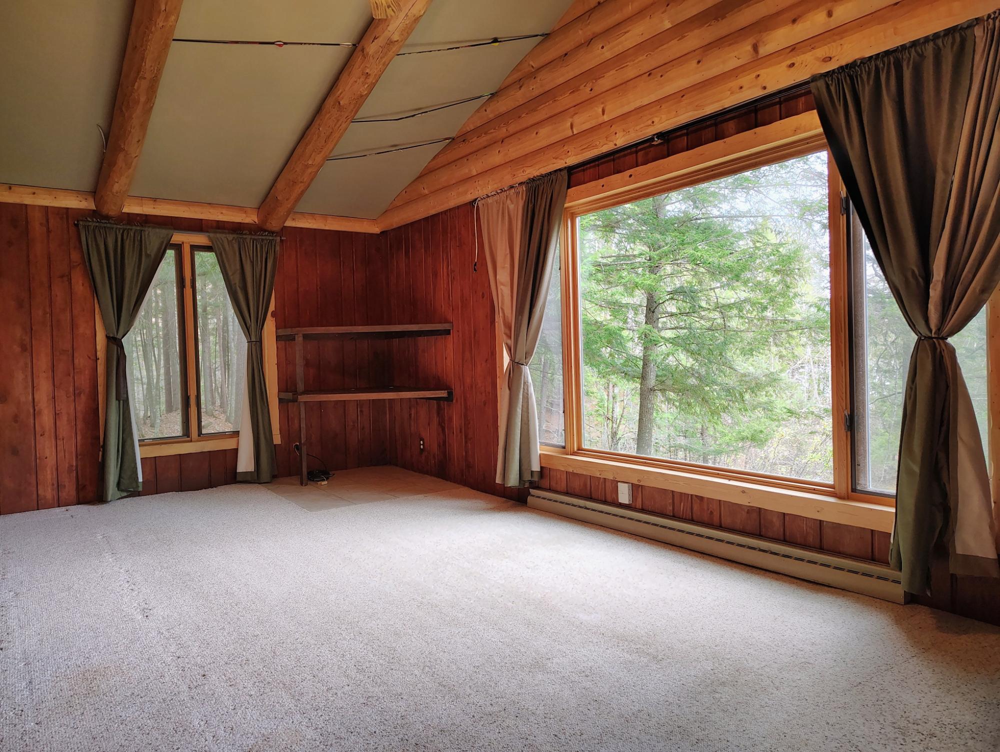 3740 W BEARSKULL RD