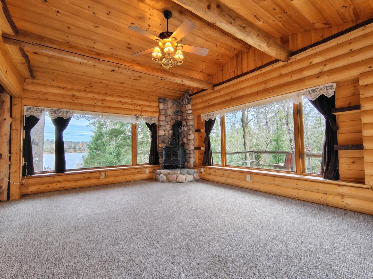 3740 W BEARSKULL RD