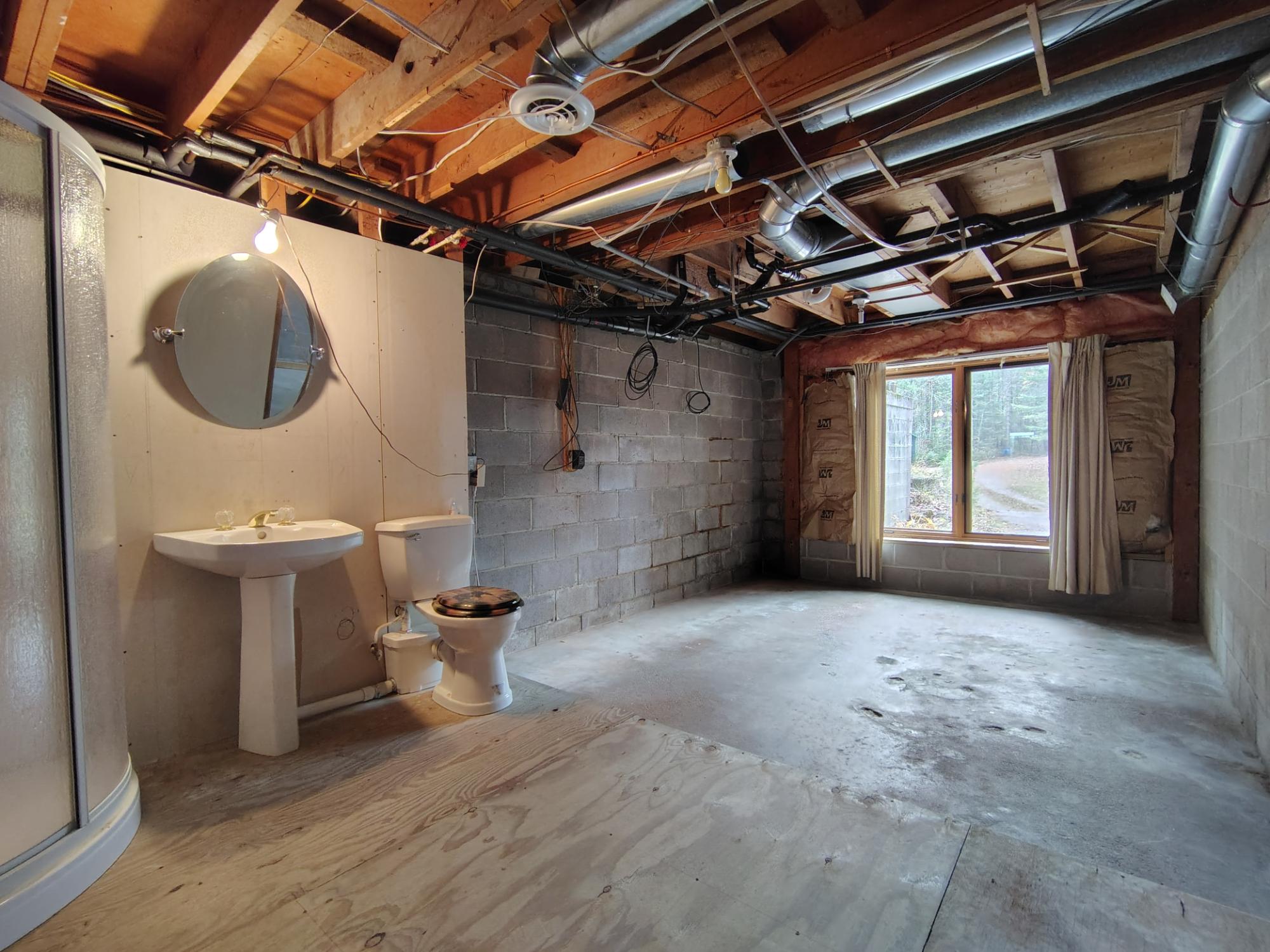 3740 W BEARSKULL RD