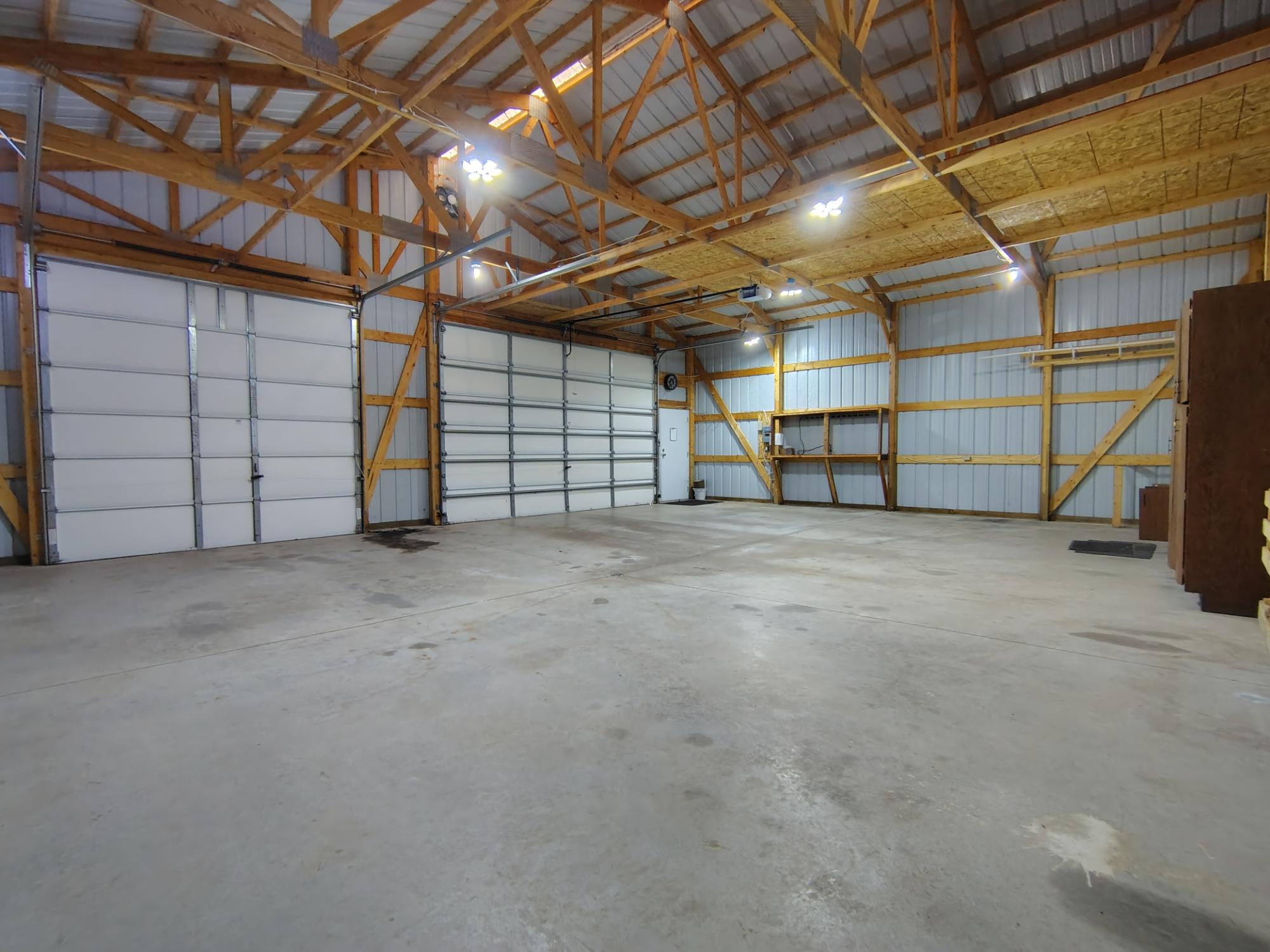 3740 W BEARSKULL RD