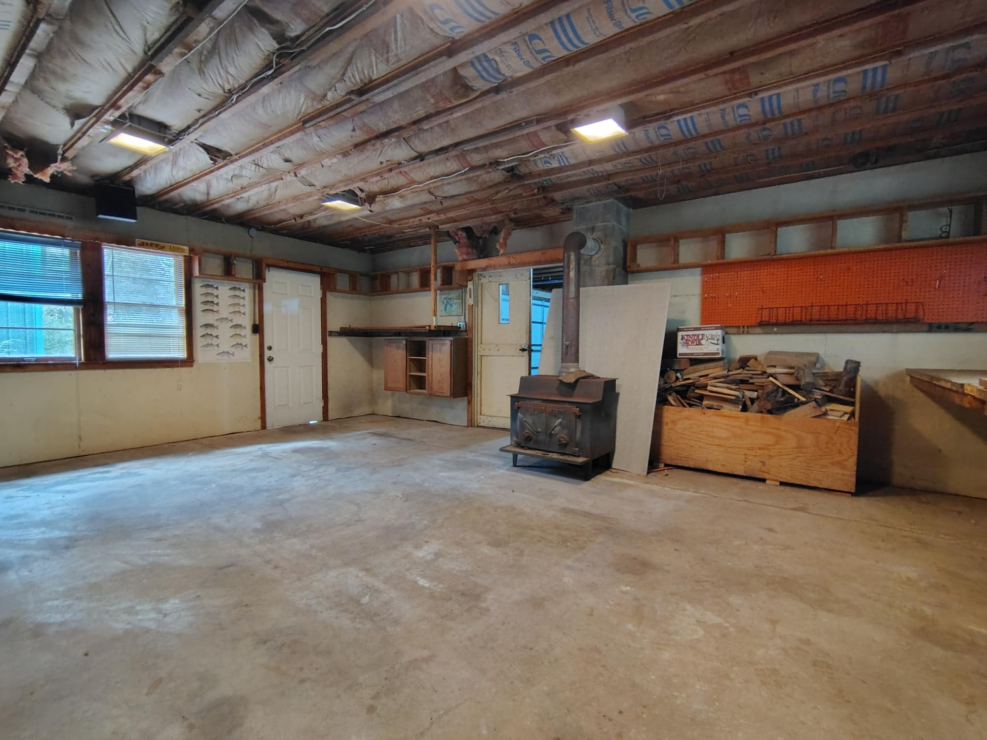 3740 W BEARSKULL RD