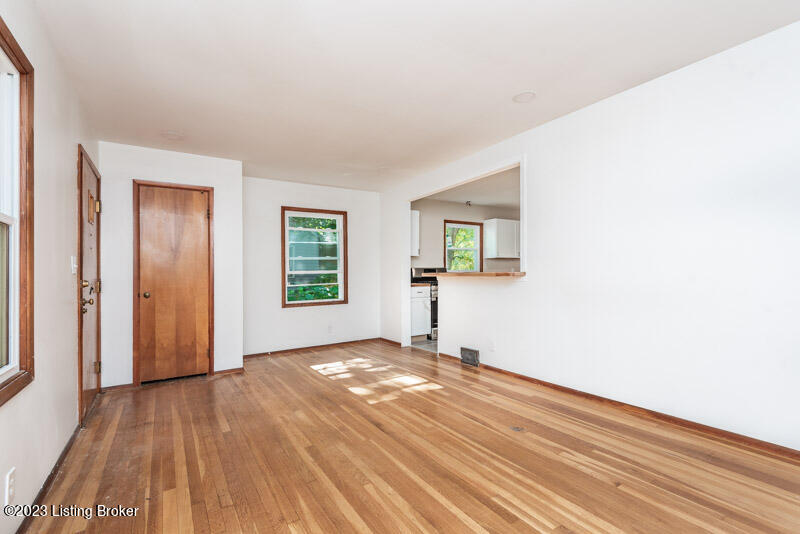 422 W Southside Ct