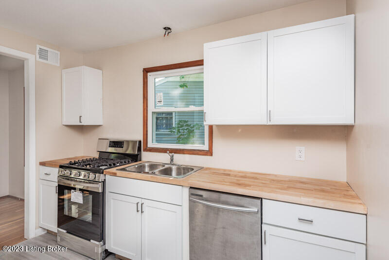 422 W Southside Ct
