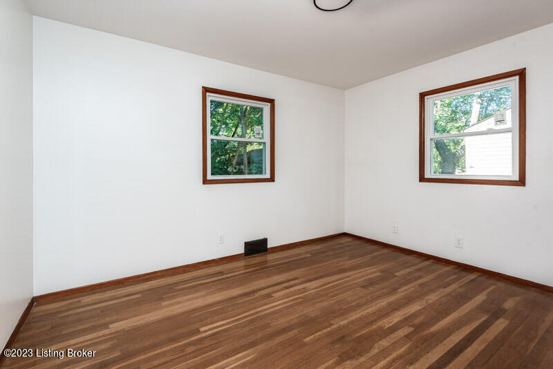 422 W Southside Ct