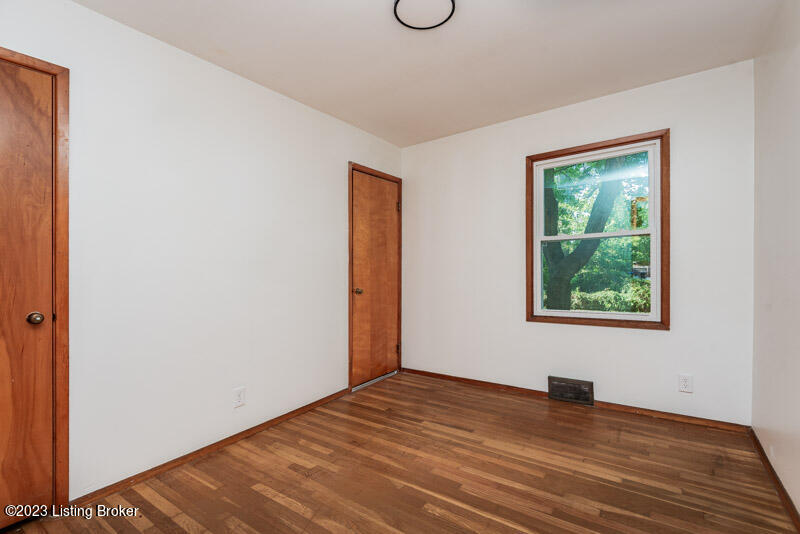 422 W Southside Ct